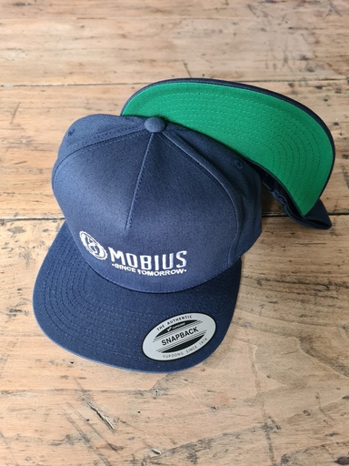 [PLV_0024] Casquette Snapback - Mobius