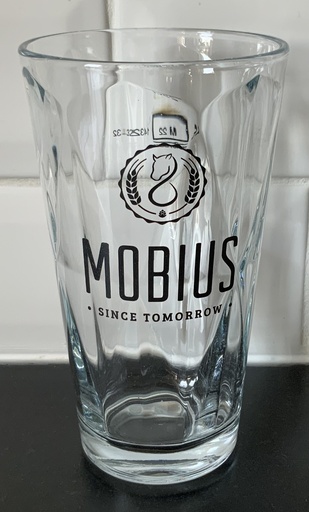 [LOC_0020] Location - Verre 25CL - Big Karo - Mobius
